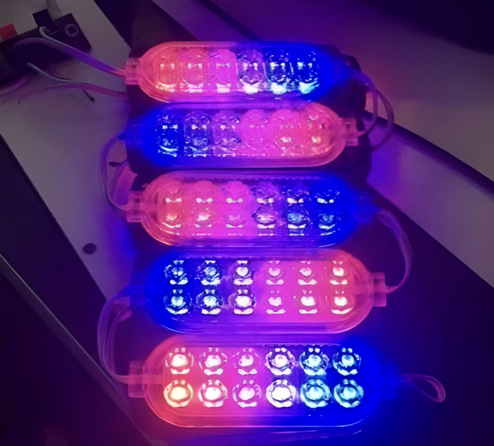 12 Volt 2.4 Watt Animasyonlu Çakar Led Kırmızı-Mavi