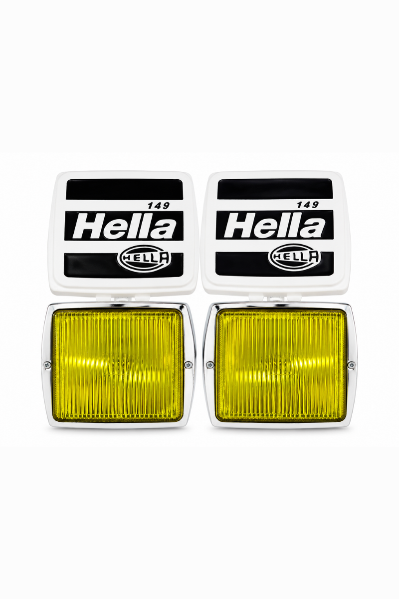 Hella 149 Sarı Cam Sis Farı Takımı – Beyaz Kapaklı Klasik Etiketçilere Özel Yardımcı Far Seti (2 Adet)